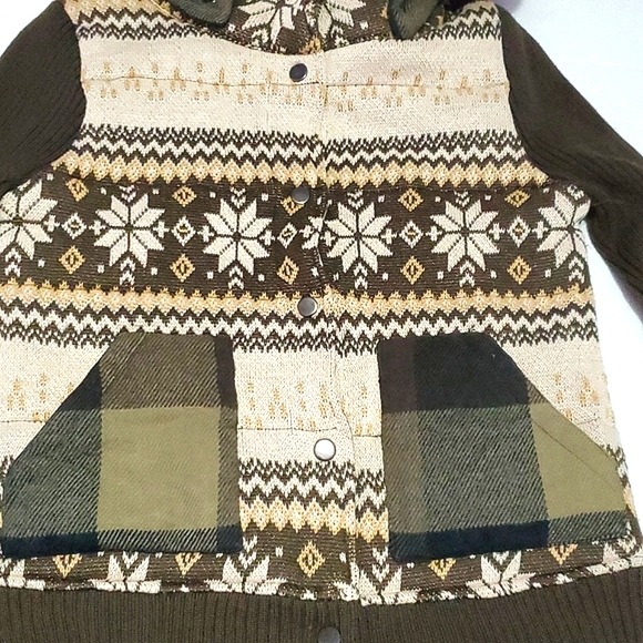 Sweater Project Retro Brown & Tan Grandpa Plaid Chunky Hooded Buttoned Jacket - Picture 4 of 14